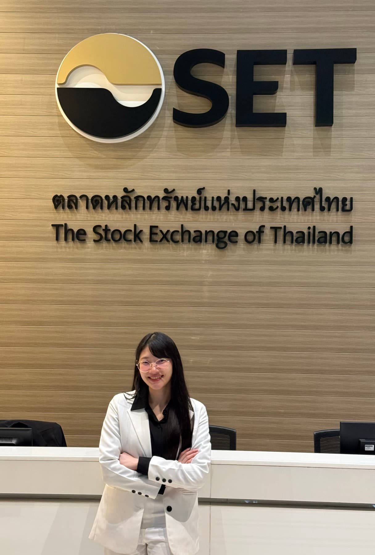 แบม — ที่ปรึกษาการเงินและ Financial Educator